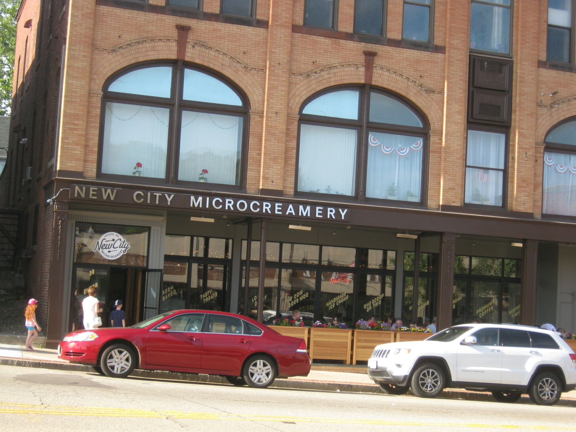 New City Microcreamery in Hudson visit here with metrowest limousine